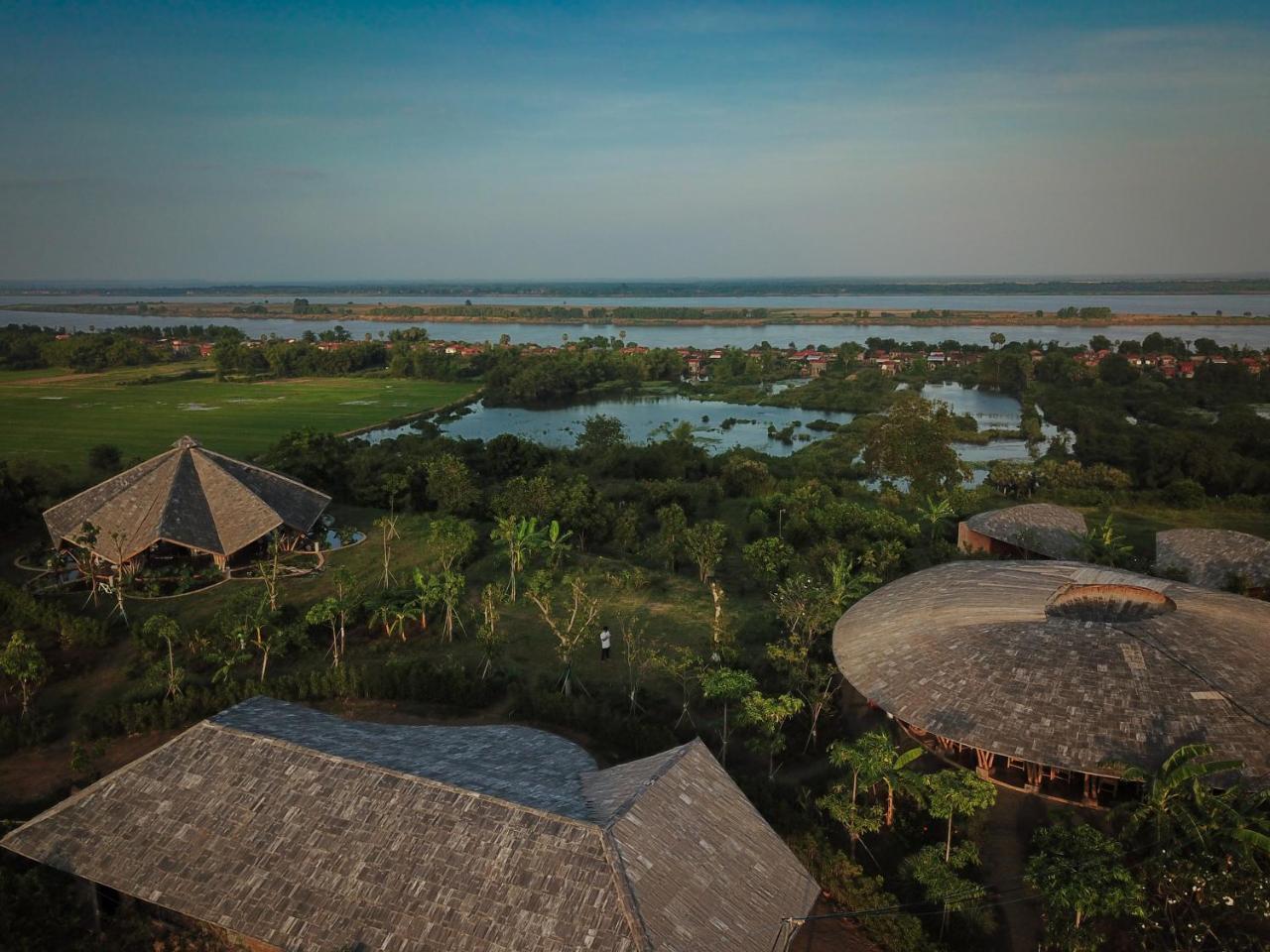 Hanchey Bamboo Resort Кампонгтям Экстерьер фото
